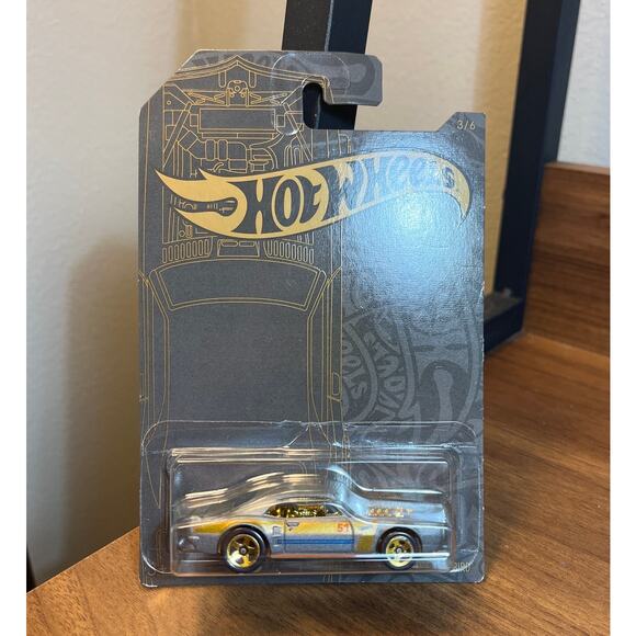 Hot Wheels Lot of 4-’64 Corvette,’69 Dodge Coronet, ’70 Camaro, ’67 Firebird MOC - Picture 8 of 14